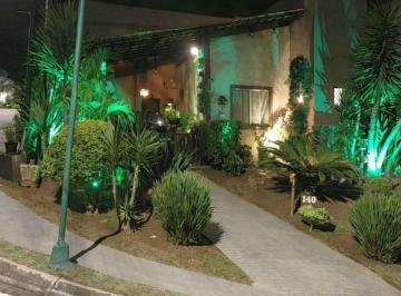 f82df6c1-3fa0-40a4-bb93-e13f223ce738 · Casa no condomínio Cond. Terras de São Fernando para venda com 2 quartos, sendo 1 suíte, 89m²