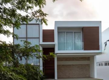 Foto 01 · Casa de luxo em condomínio à venda em Jaguaribe, Salvador-BA: 4 quartos, 4 suítes, 3 salas, 6 banhei