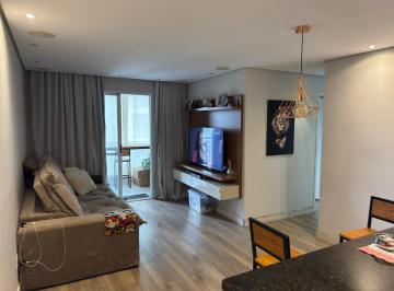 Apartamento Venda de 3 quartos · Apartamento 75mt frent piscina