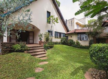 Casa · 150m² · 3 Quartos · 2 Vagas · CASA ESTILO NORMANDO - TÉRREA COM 3 QUARTOS , SALA C/ LAREIRA - SALA VOLTADA PARA UM LINDO JARDIM