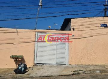Casa · 250m² · 3 Quartos · 4 Vagas · Casa térrea ótimo para renda, com três casas no mesmo terreno e um salão
