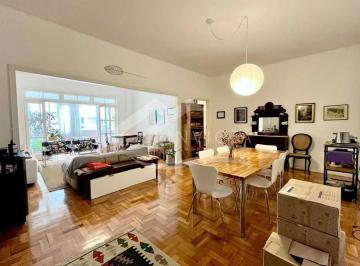 Apartamento · 176m² · 4 Quartos · 1 Vaga · Incrível 4 quartos na quadra da praia de Copacabana
