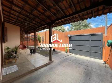 Casa · 130m² · 3 Quartos · 2 Vagas · Casa à venda, 3 quartos, 1 suíte, 2 vagas, Fonte Grande - Contagem/MG