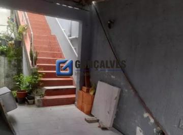 Casa · 150m² · 2 Quartos · 1 Vaga · Casa para aluguel em Ferrazópolis, São Bernardo do Campo – 2 quartos, 1 suíte, quintal e churrasquei