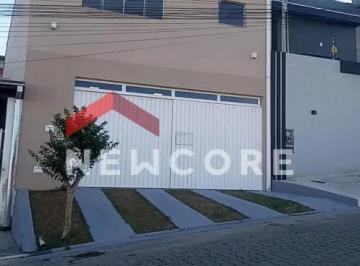 Casa · 210m² · 3 Quartos · 2 Vagas · Casa em Rua São Vicente - Jardim São José - Cruzeiro/SP