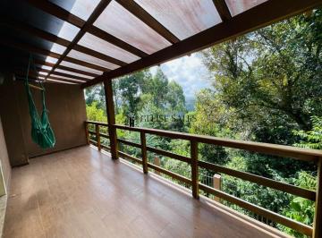 Casa · 147m² · 3 Quartos · 1 Vaga · Sobrado com Vista para o Vale em Condomínio Exclusivo – Conforto, Privacidade e Charme em Cada Andar