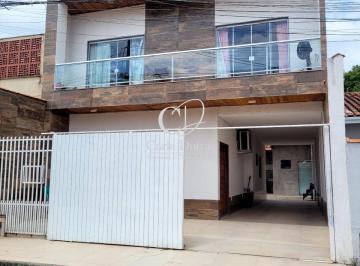 Casa · 120m² · 3 Quartos · 2 Vagas · Casa Alto Padrão em Casa de Pedra, Volta Redonda/RJ