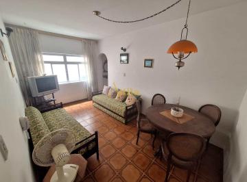 Apartamento · 56m² · 1 Quarto · 1 Vaga · Apto 1 dorm., 400m da praia Enseada, 1 vaga