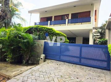Casa de 4 quartos, Cotia · Exclusiva Casa em Condomínio Fechado com Lazer Privativo e 6 Vagas