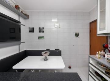 IMG_20260613_025401_000.jpeg · Excelente sobrado para venda em Jardim Virginia Bianca com 3 quartos, sendo 1 suíte, 223m² - marcelo