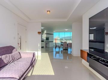 Apartamento · 135m² · 3 Quartos · 4 Vagas · Apartamento Sofisticado com 3 Suítes, Sacada Integrada e 4 Vagas de Garagem