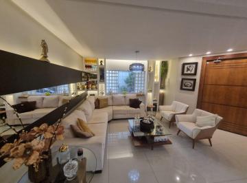 Casa de 3 quartos, Águas Claras · *LINDA CASA TERREA*03 SUITES*HIDRO*PISCINA*AR CONDICIONADO*HOME+ESCRITÓRIO*