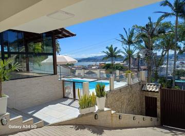 Casa · 161m² · 5 Quartos · 4 Vagas · Casa 5 quartos Abraão Florianópolis 