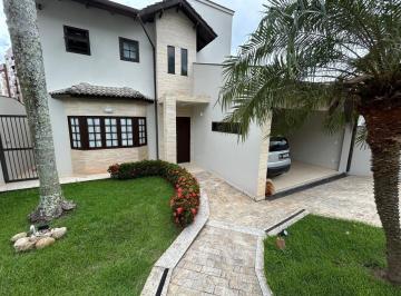 Casa · 221m² · 3 Quartos · 2 Vagas · Casa 3 quartos Córrego Grande Florianópolis 