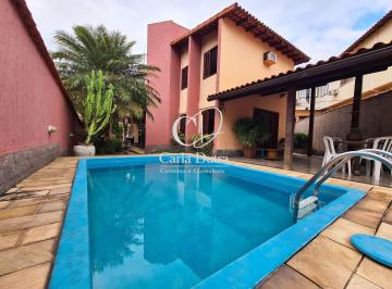 Casa · 218m² · 3 Quartos · 2 Vagas · Casa Ampla e ventilada, com Suíte e Jardim - Excelente Acabamento