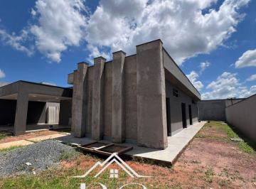 Casa de 3 quartos, Brasília · Casa Nova - Fase Final de Pintura(casa entregue pronta) Estância Quintas da Alvorada