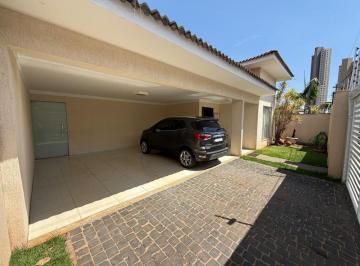Casa de 3 quartos, Rio Verde · Casa Alto Padrão à Venda no Parque dos Buritis | 261 m², 3 Suítes (Master c/ Closet) e Lazer.