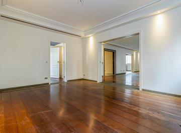 Apartamento · 387m² · 4 Quartos · 5 Vagas · Excelente Apartamento de Alto Padrão na Vila Nova Conceição - Oportunidade Única!