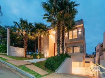 Casa · 944m² · 4 Quartos · 11 Vagas · Casa de Luxo com 944m² | 4 Suítes| 9 Vagas| Espaço gourmet no Residencial 1