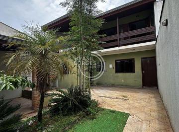 Casa · 200m² · 3 Quartos · 5 Vagas · Casa com 3 Dormitórios Sendo 1 Suite, com 200 M² no Wanel Ville
