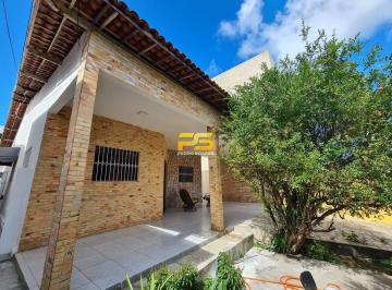 Apartamento · 4 Quartos · 3 Vagas · CASA COM 200m² Á VENDA NO ALTIPLANO