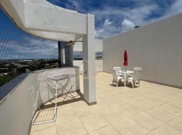 Foto 01 · Excelente cobertura com vista deslumbrante com três quartos e varandão a venda em Lauro de freitas