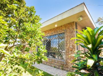 Casa · 243m² · 4 Quartos · 8 Vagas · Casa à venda - no Jardim Botânico