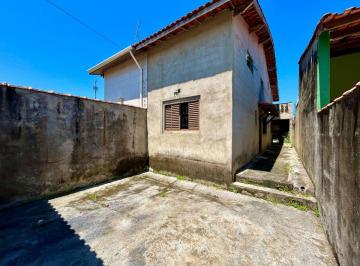 Casa de 2 quartos, Itanhaém · Casa à 60m do mar com 2 quartos em Itanhaém.