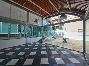 Sala de estar · Luxuosa Casa de Condomínio à Venda em Arujá-SP, Arujázinho I, II e III  3 Quartos, 3 Suítes, 2 Salas