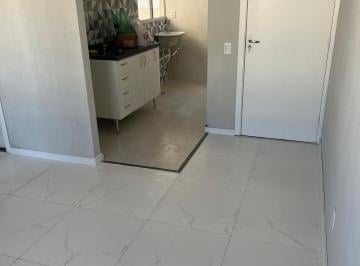 Apartamento de 2 quartos, Cotia · Entrar e morar, recém reformado com porcelanato (ótima localização)