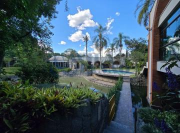 Quintal · Luxuosa Casa de Condomínio à Venda em Arujá-SP, no Bairro Arujázinho I, II e III, com 3 Quartos, 3 S