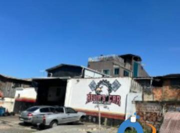 Foto 01 · Casa à venda em São José dos Pinhais-PR, Itália: 3 quartos, 1 suíte, 3 banheiros, 5 vagas de garagem