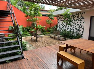 Comercial · 471m² · 5 Vagas · Casa Comercial bem localizada, a 1 Km da estação Cidade Universitária.