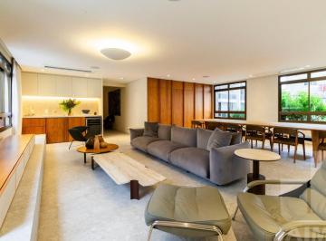 Apartamento · 241m² · 4 Quartos · 4 Vagas · Maravilhoso apartamento reformado em Higienópolis