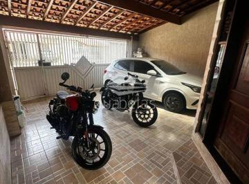 Casa · 180m² · 3 Quartos · 2 Vagas · Otima Casa, no Bosque dos Ipês.