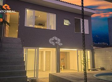 Casa · 208m² · 4 Quartos · 3 Vagas · Casa com 4 quartos e 3 banheiros em Matinhos. Permite Financiamento