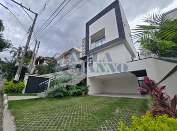 Fachada · Casa de Condomínio de Luxo em Arujázinho IV, Arujá-SP: 3 Quartos, 3 Suítes, 2 Salas, 5 Banheiros, 4