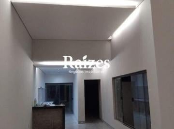 Casa · 80m² · 2 Quartos · 2 Vagas · Casa à Venda no Sul de Uberlândia – 2 Quartos, Varanda Gourmet, 2 Vagas