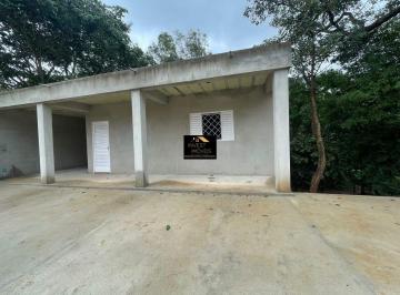 Casa · 226m² · 4 Quartos · 1 Vaga · Casa Ampla com Pomar e Ótima Localização em Juatuba/MG