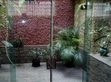 Casa · 300m² · 4 Quartos · 5 Vagas · Oportunidade de sobrado em região privilegiada 
