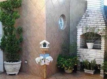 Casa · 341m² · 3 Quartos · 4 Vagas · Sobrado à venda, 3 quartos, 1 suíte, 4 vagas, Barcelona - São Caetano do Sul/SP