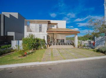 Casa · 272m² · 3 Quartos · 4 Vagas · Casa com 03 dormitorios a venda, 272 m2 por R$ 1.800.000,00 - Residencial Valville II - Santana de P