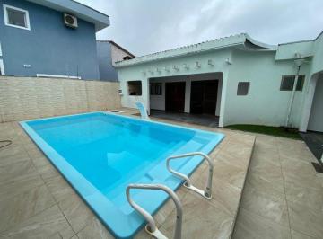 Casa · 372m² · 5 Quartos · 4 Vagas · Espaçosa Casa Isolada à Venda em Solemar, Praia Grande - 5 Quartos