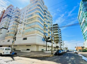 Apartamento · 3 Quartos · 1 Vaga · Apartamento de frente em Capão da Canoa