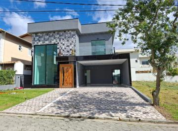 Casa · 319m² · 3 Quartos · 4 Vagas · Condomínio Veredas - Casa em Condomínio com 03 suítes e área gourmet, à locação no Residencial Vered
