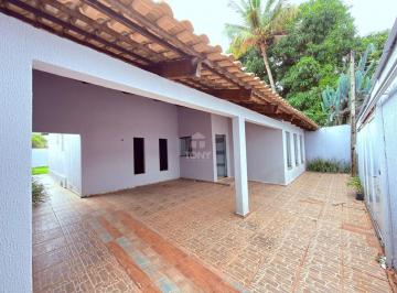 Casa · 280m² · 5 Quartos · 2 Vagas · Casa na Quadra 904 Sul - Oportunidade Única!