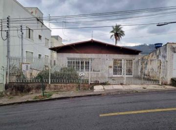 Casa · 191m² · 3 Quartos · 3 Vagas · Casa Térrea na àrea Central