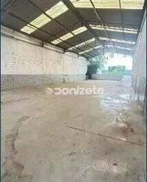 Comercial · 88m² · 3 Vagas · Galpão Comercial para Aluguel em Jardim, Santo André | 3 Vagas | 88m² Internos + 250m² Externos