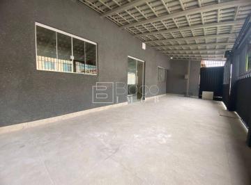 Casa · 150m² · 3 Quartos · 3 Vagas · Casa com 3 quartos sendo 1 suíte master na Quadra 101 do Recanto das Emas