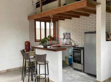 Imagem do Imóvel · Chalé loft para locação anual em Boissucanga com quintal pequeno e estacionamento